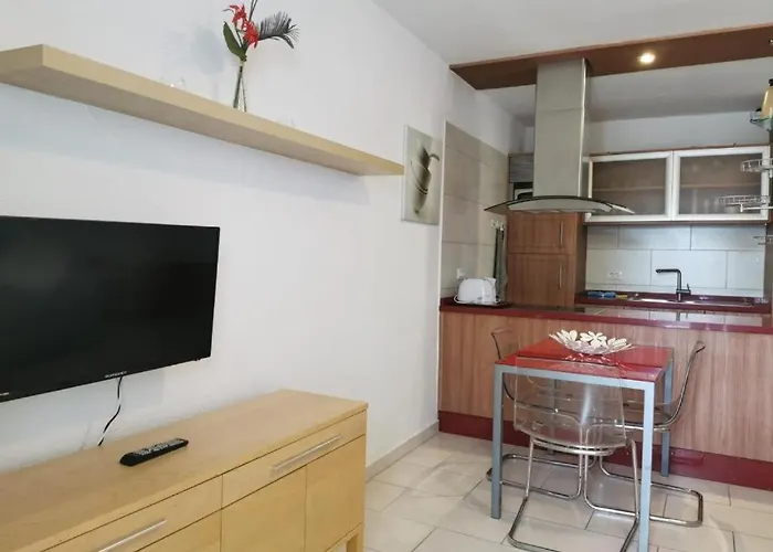 Apartamento 2bed Pool View- San Eugenio